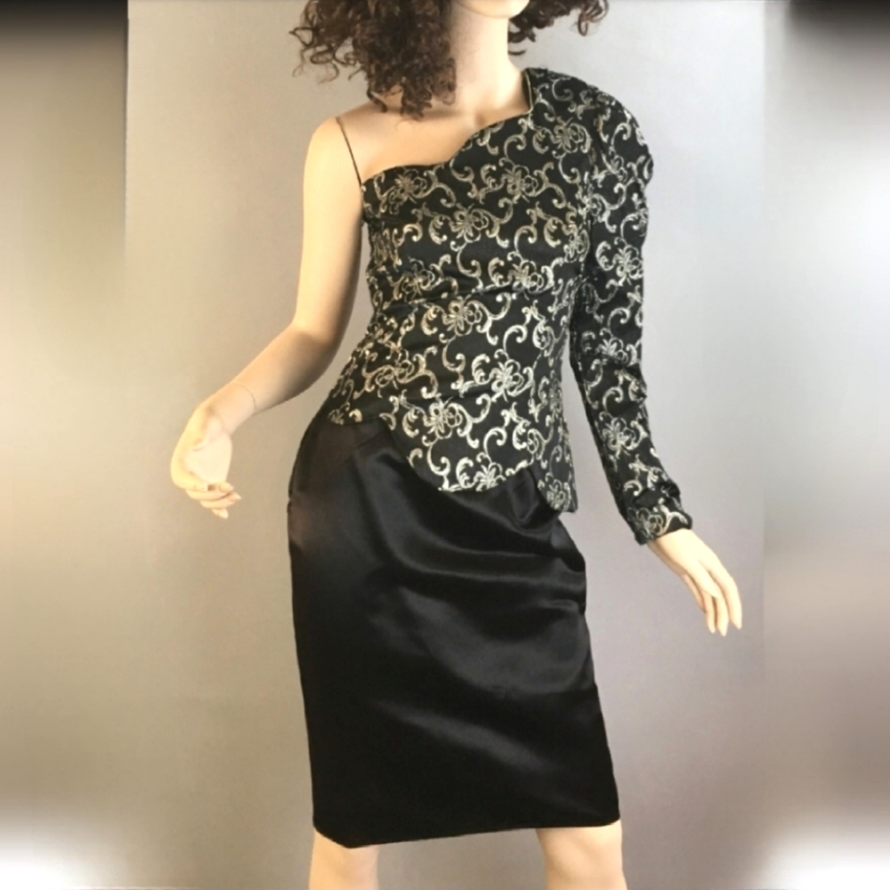 Gunne Sax Prom Vintage cocktail  one shoulder Black with Gold Paisley design dre